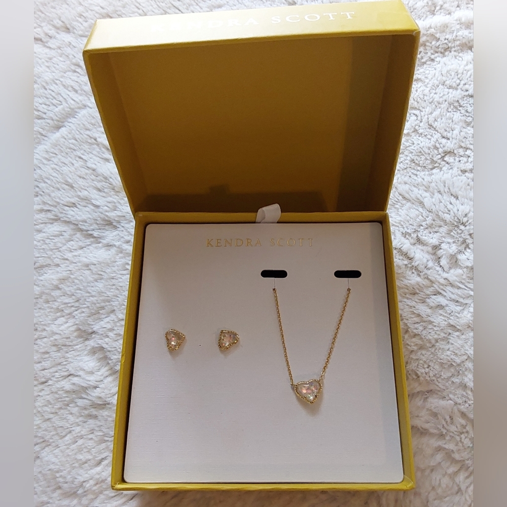 🌺 NIB Kendra Scott Gold & Semiprecious Stone Jewelry Set